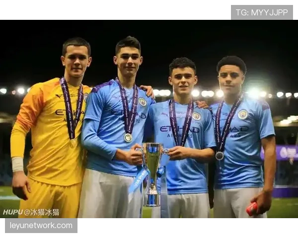 曼城青训学院与当地大学合作，推出运动科学联合培养项目